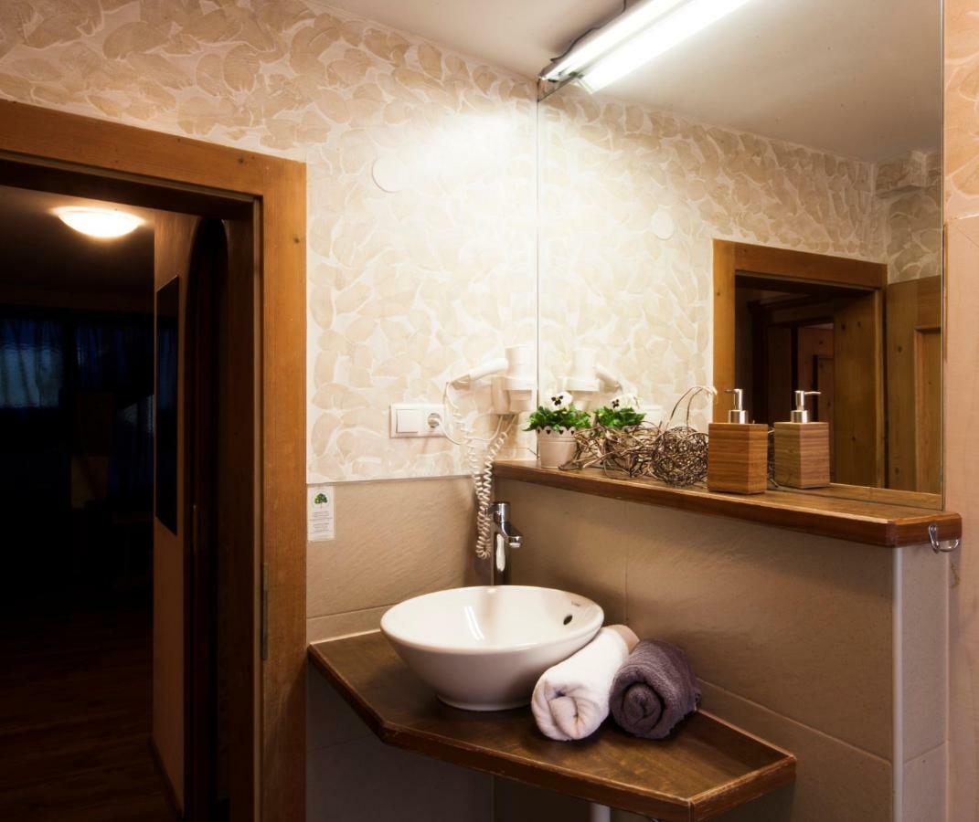 Familienhotel Alpina All Inklusive Wenns Eksteriør billede