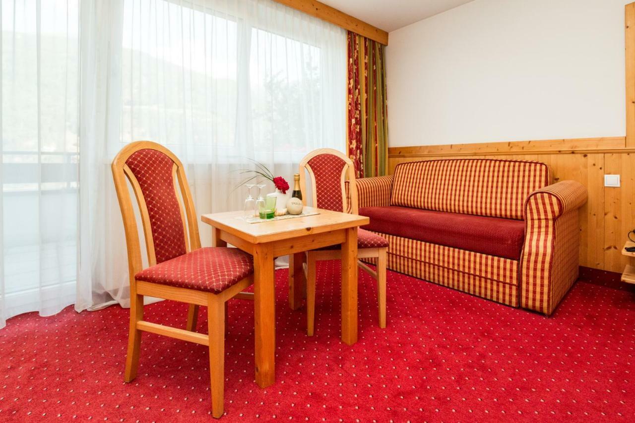 Familienhotel Alpina All Inklusive Wenns Eksteriør billede