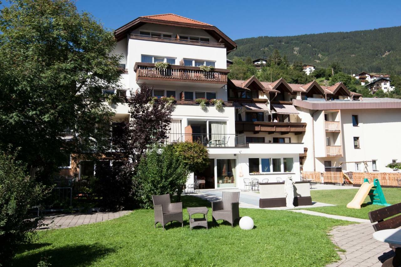 Familienhotel Alpina All Inklusive Wenns Eksteriør billede